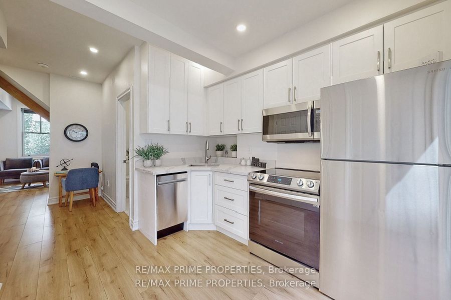 3 Percy St
