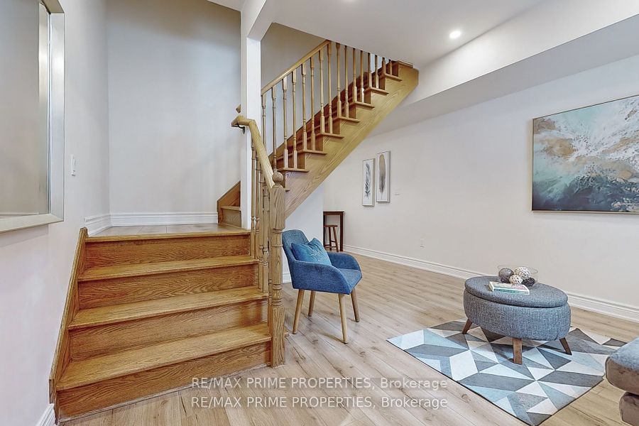 3 Percy St