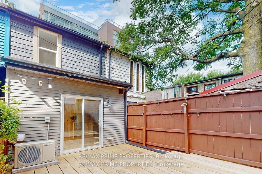 3 Percy St
