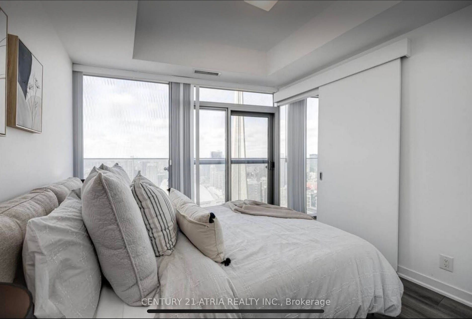 12 York St, #4707