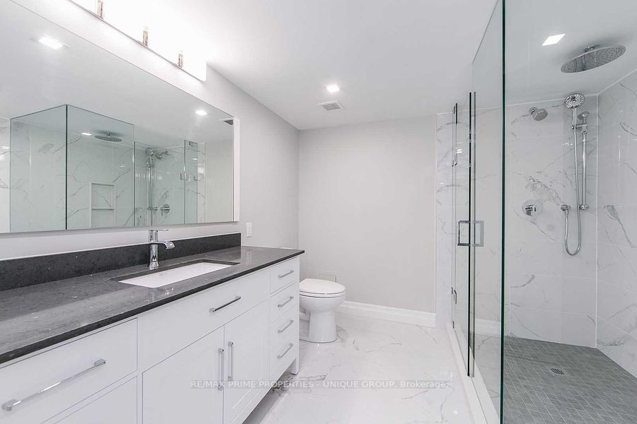 35 Church St, #403