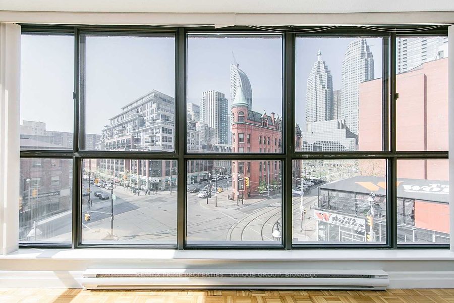 35 Church St, #403