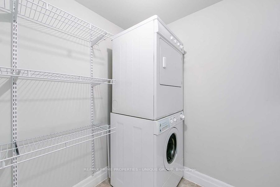 35 Church St, #403