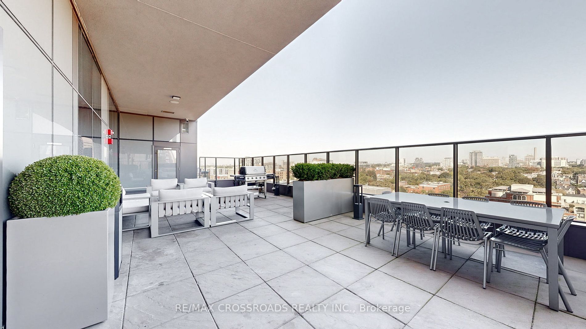 330 Richmond St W, #1708