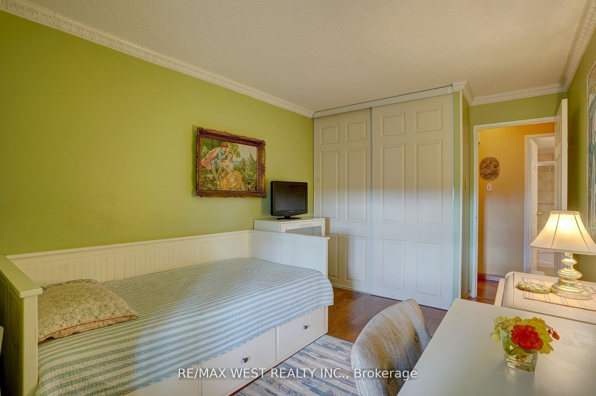 25 Sunrise Ave, #Ph07