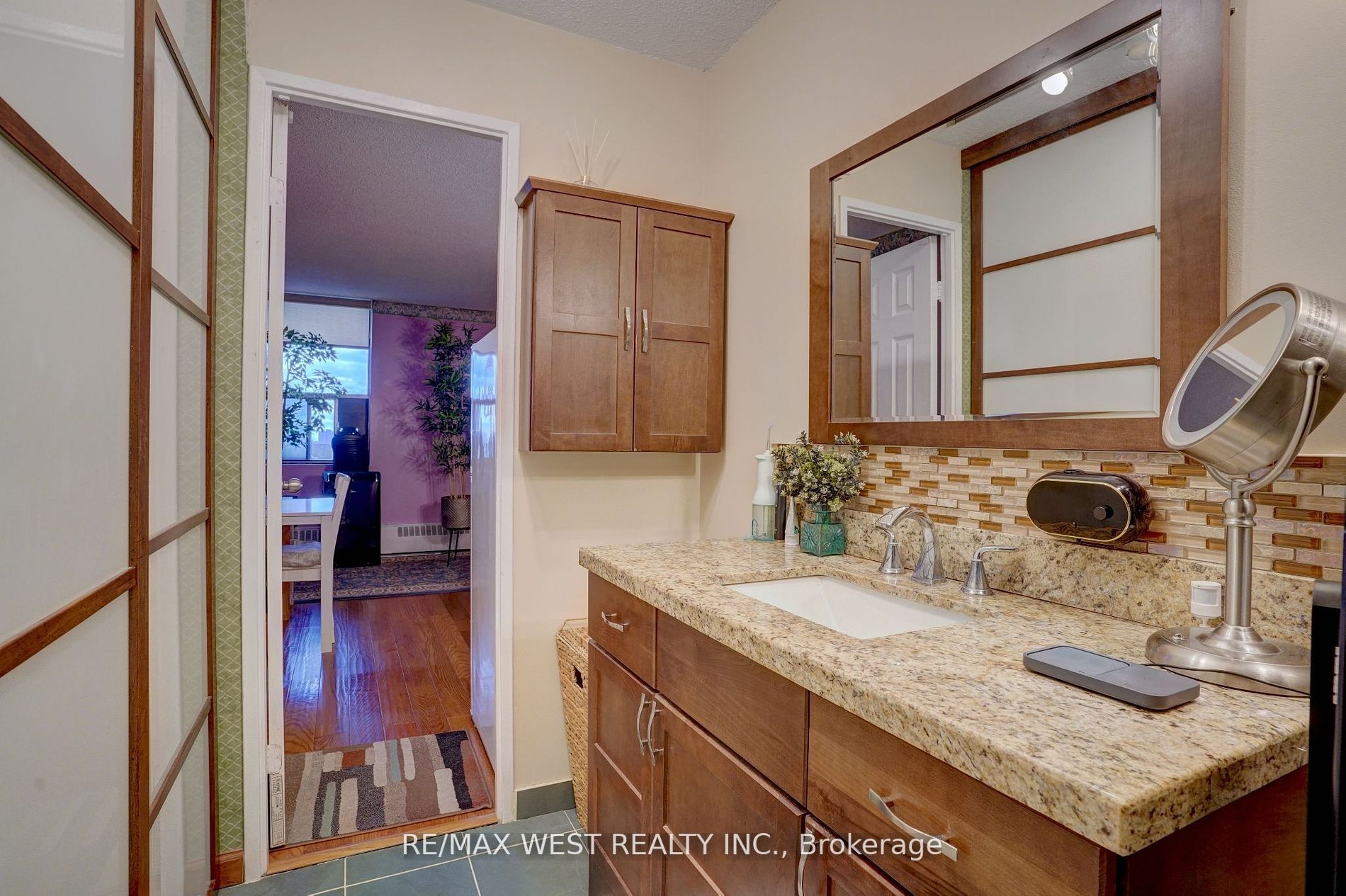 25 Sunrise Ave, #Ph07