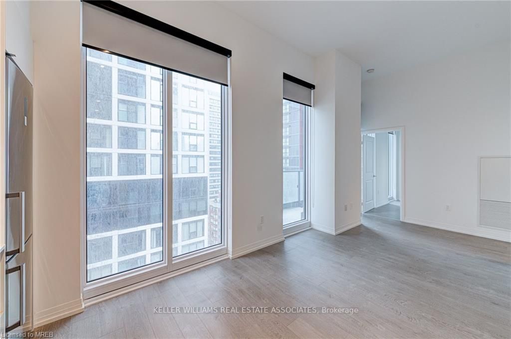 251 Jarvis St, #2001