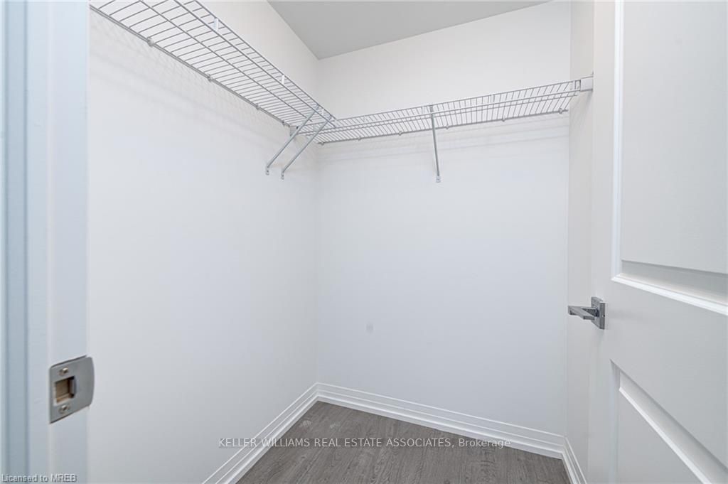251 Jarvis St, #2001