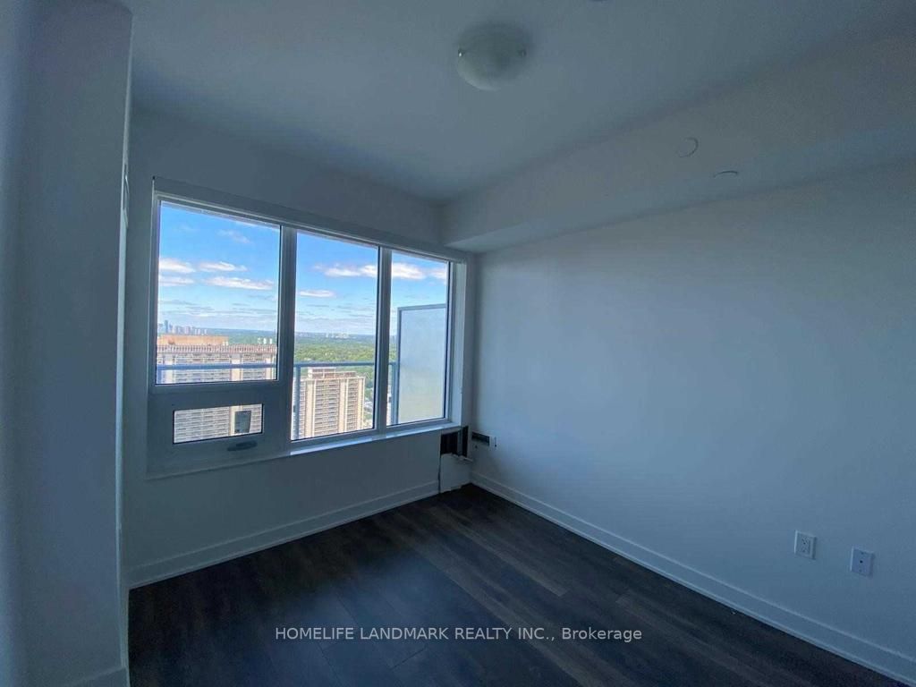 99 Broadway Ave, #3212