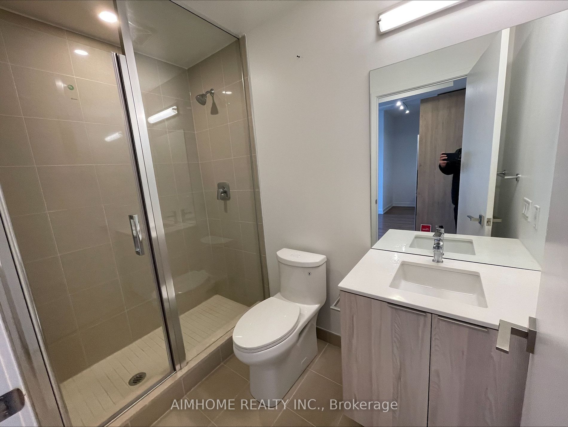 30 Ordnance St, #908