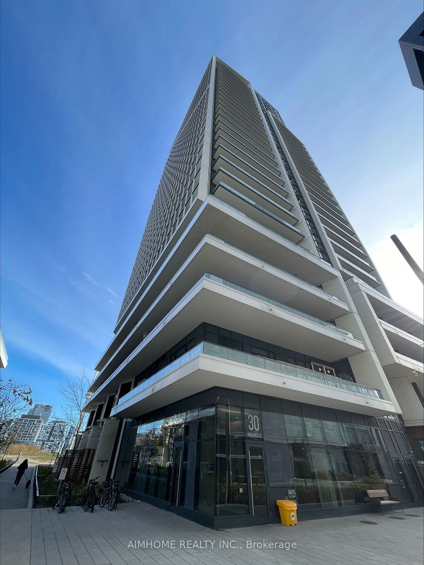 30 Ordnance St, #908