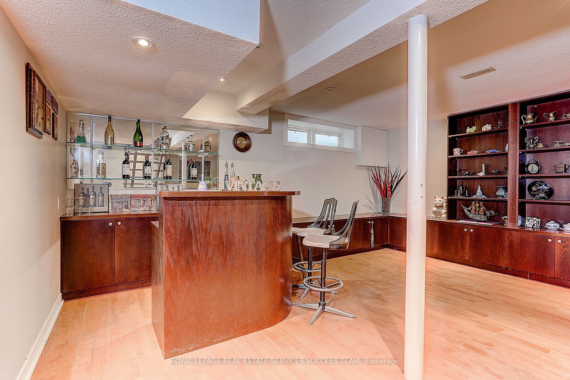 85 Endsleigh Cres