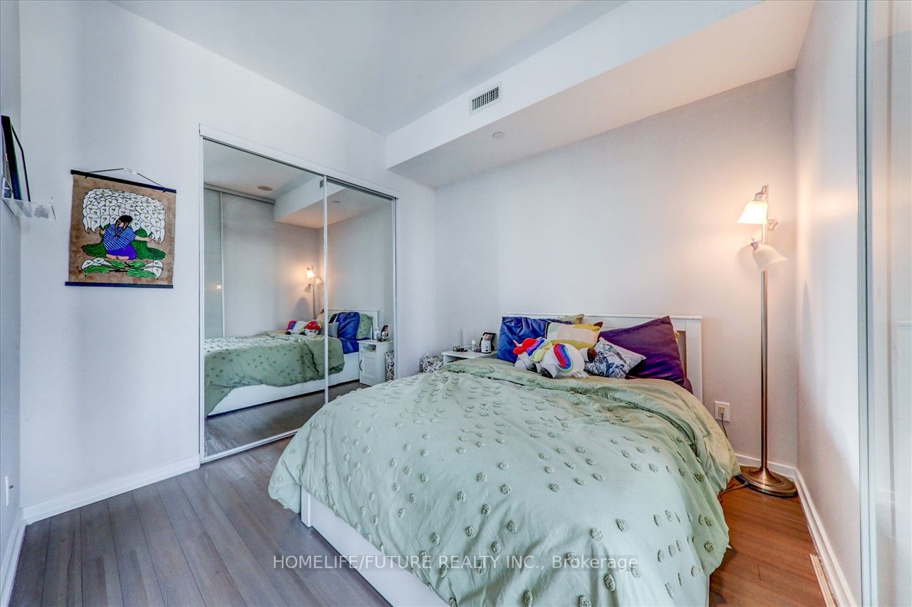 101 Peter St W, #2805