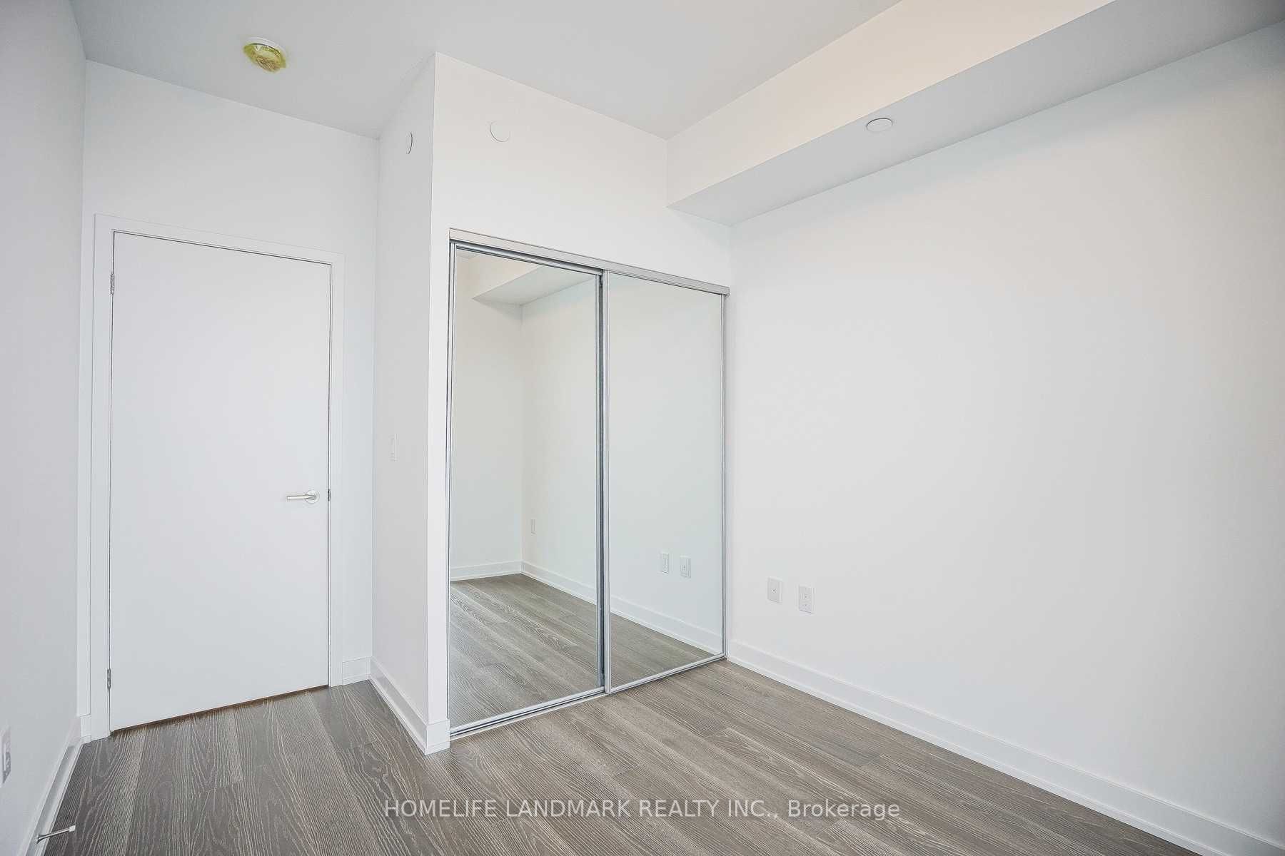 11 Wellesley St W, #5308