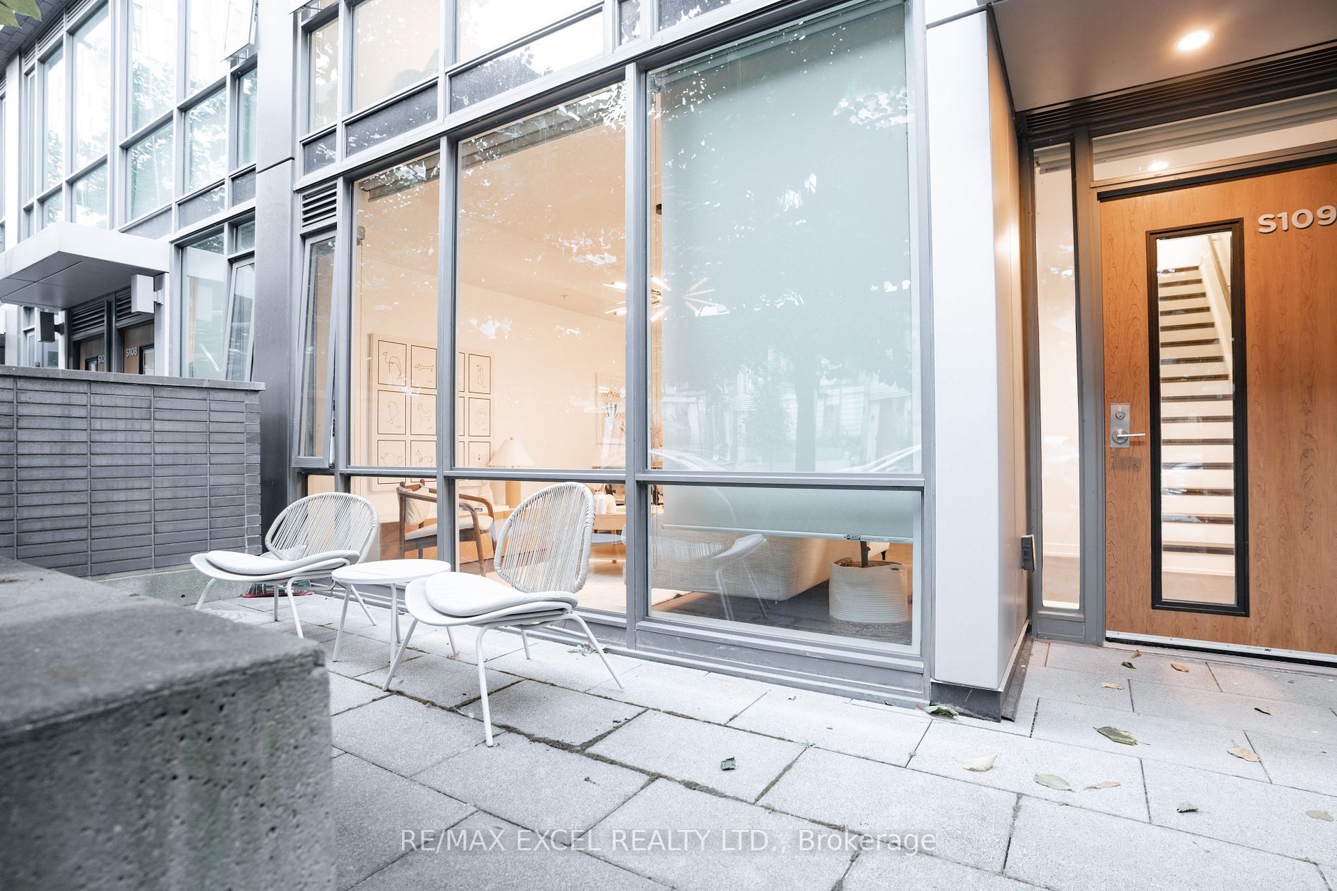 455 Front St E, #S109