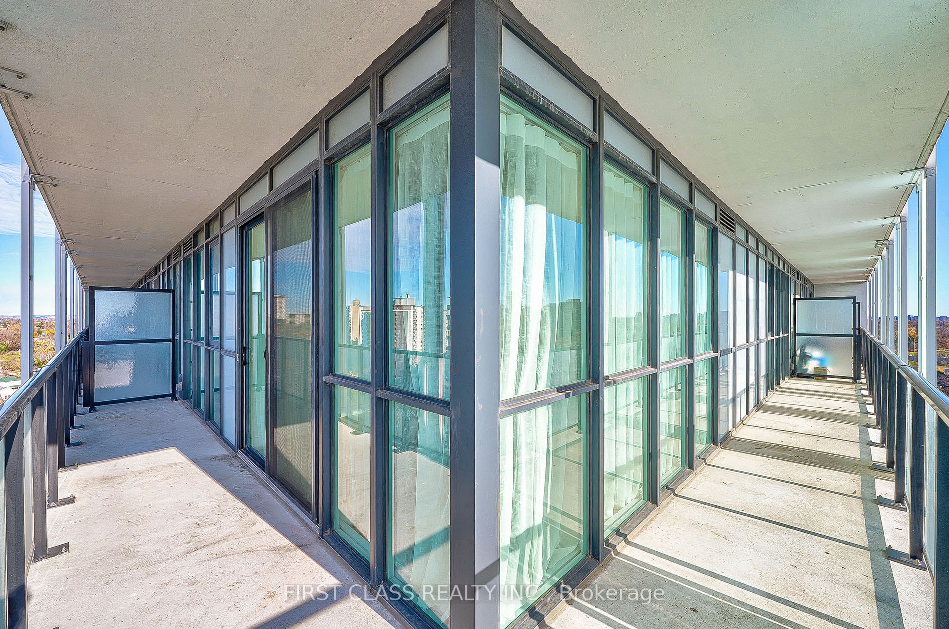 128 Fairview Mall Dr, #1202