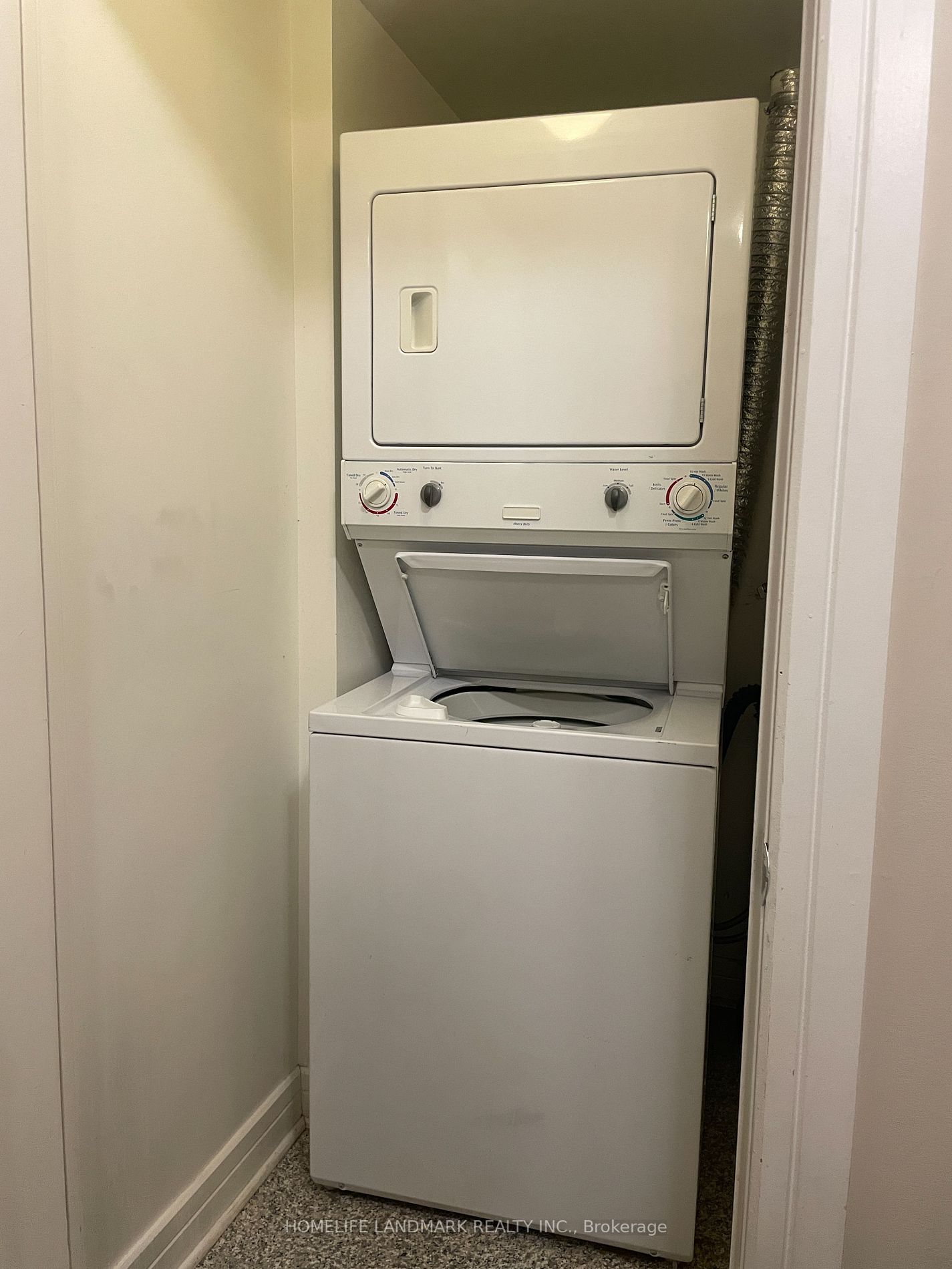 18 Harrison Garden Blvd, #2205