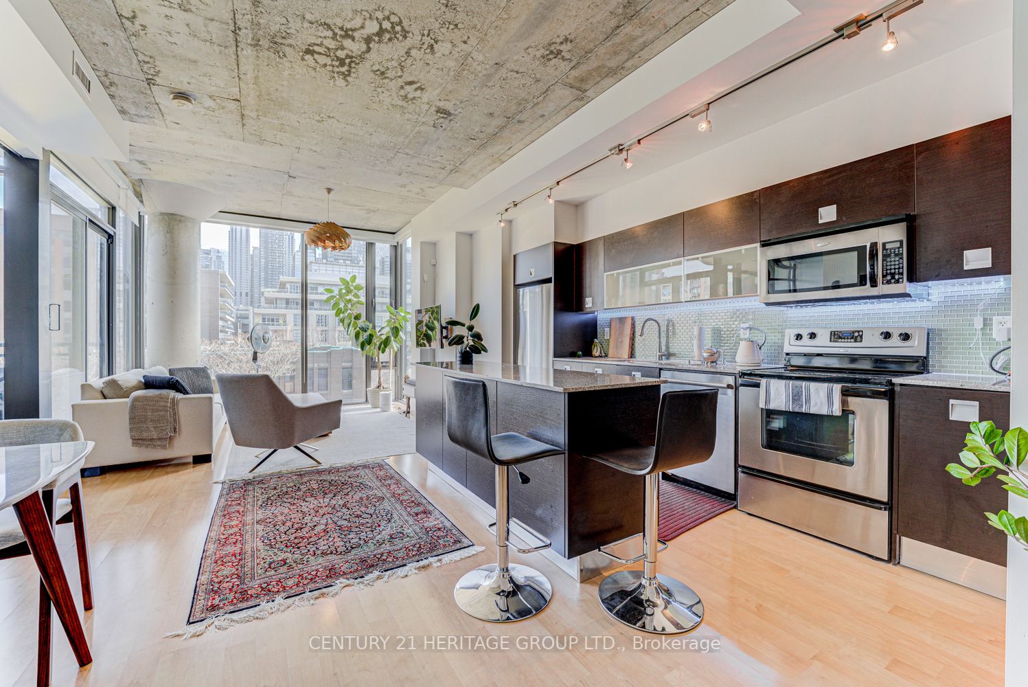 10 Morrison St, #604