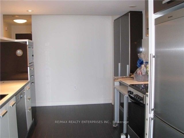 38 Dan Leckie Way, #1205