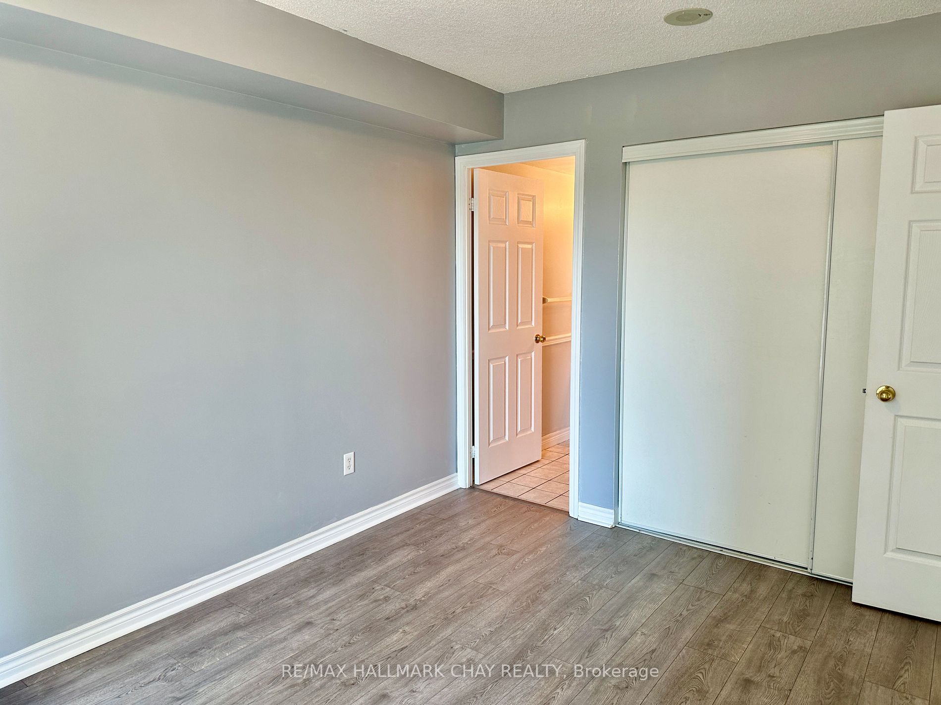 7 Lorraine Dr, #706