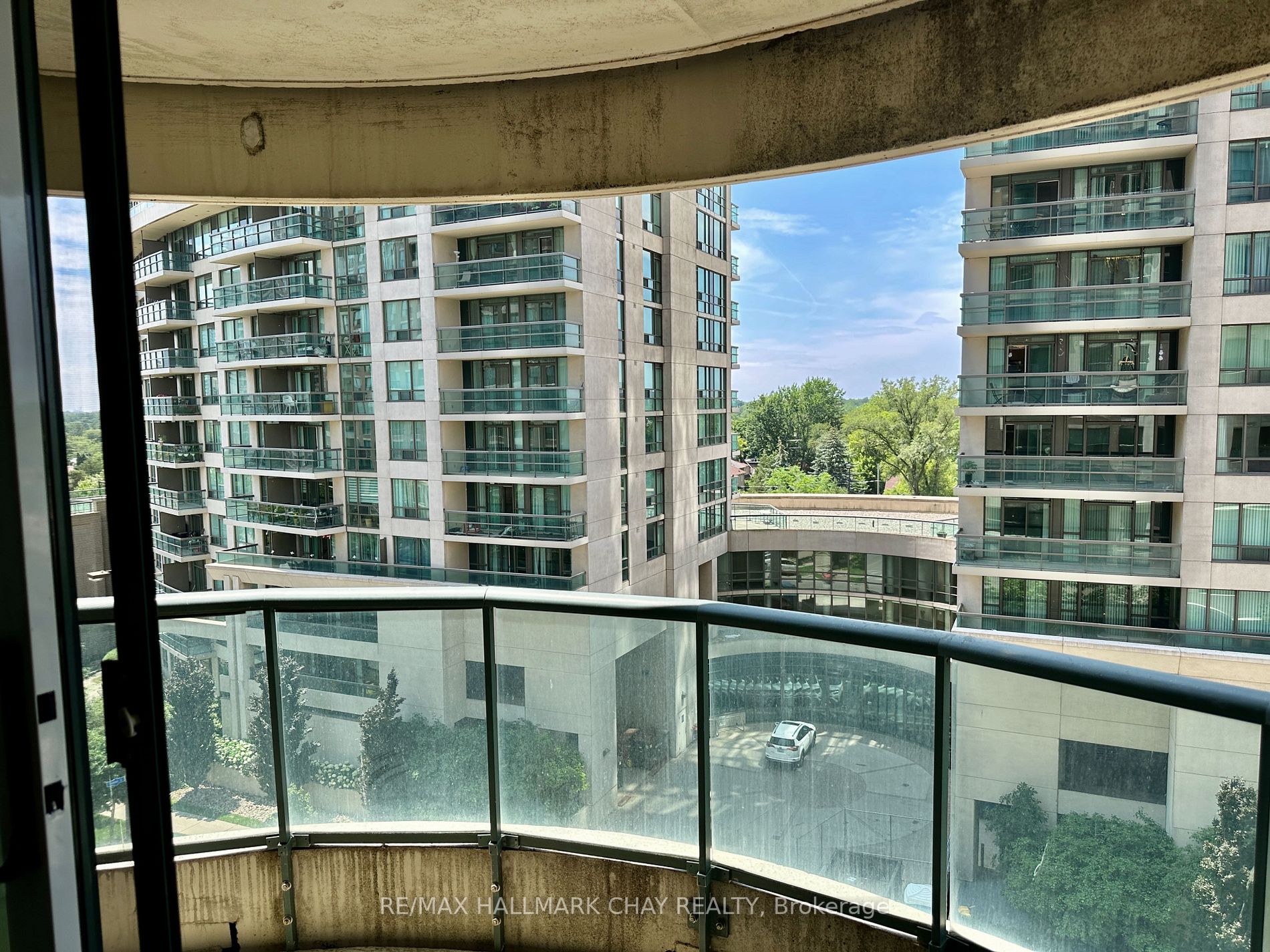 7 Lorraine Dr, #706