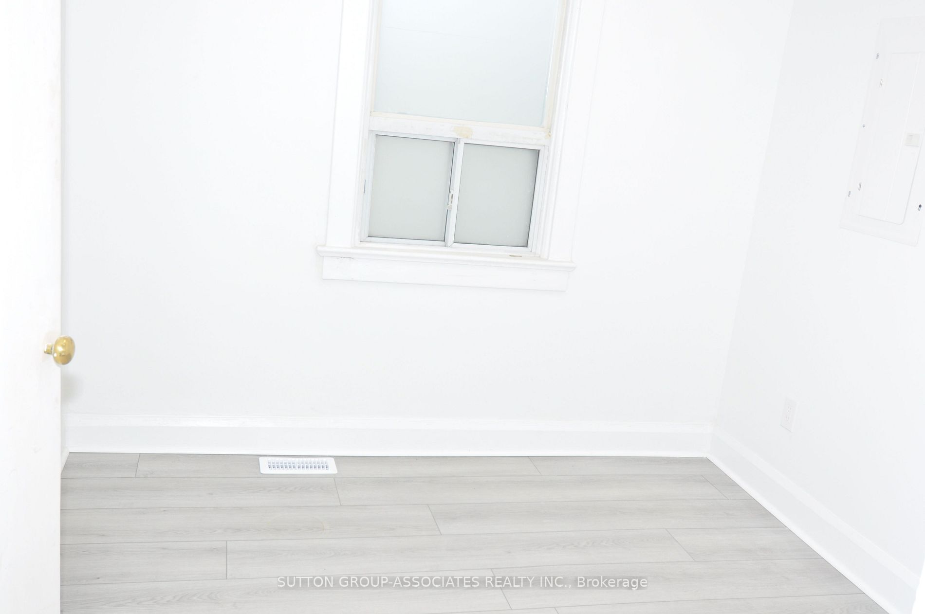 1208 College St, #2nd Fl
