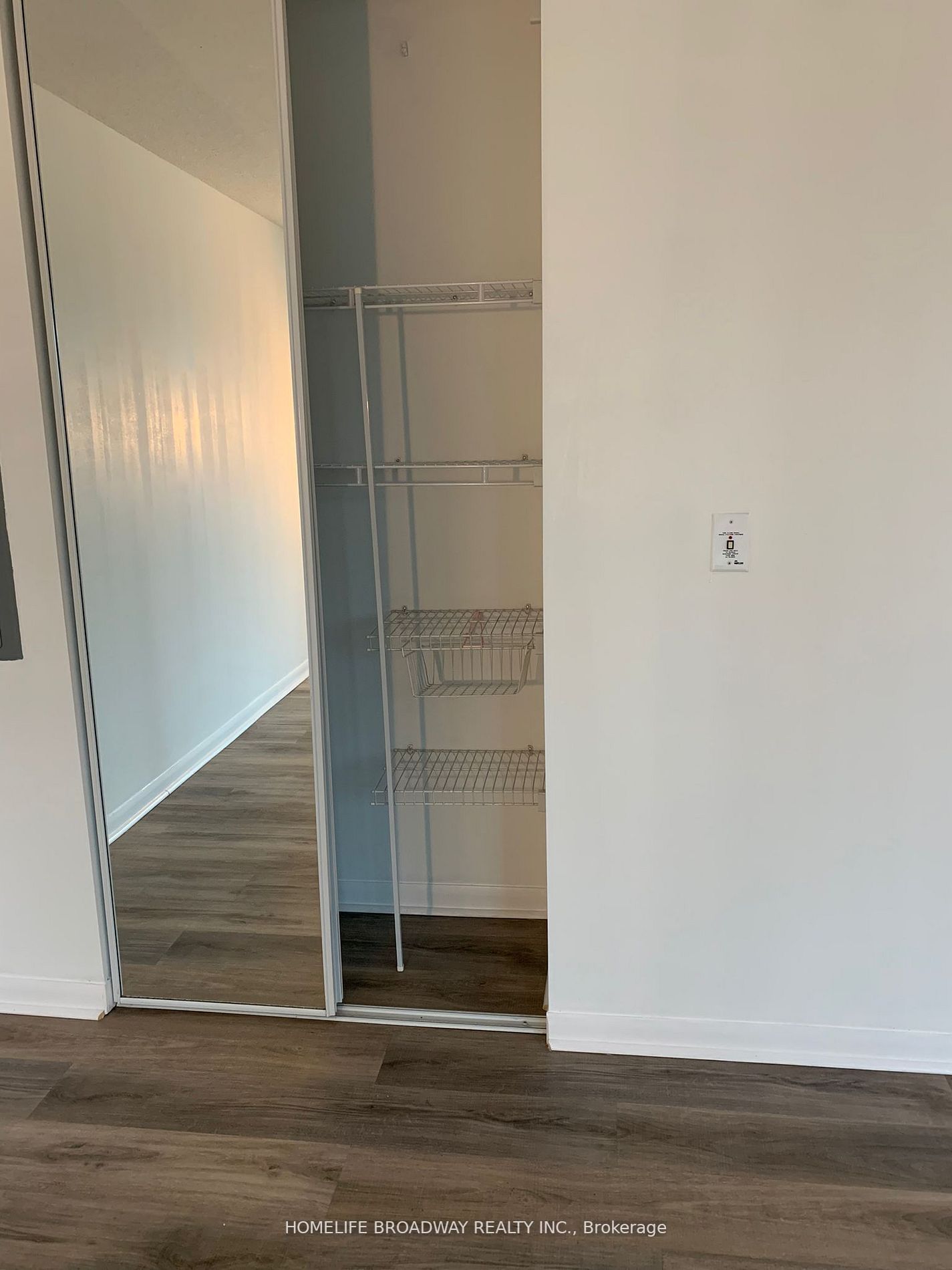 18 Yonge St, #1212