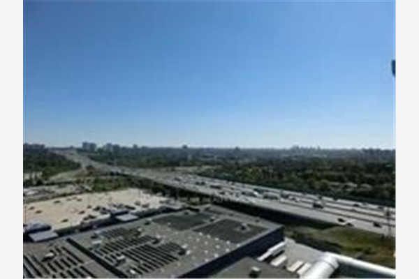 121 Mcmahon Dr, Toronto