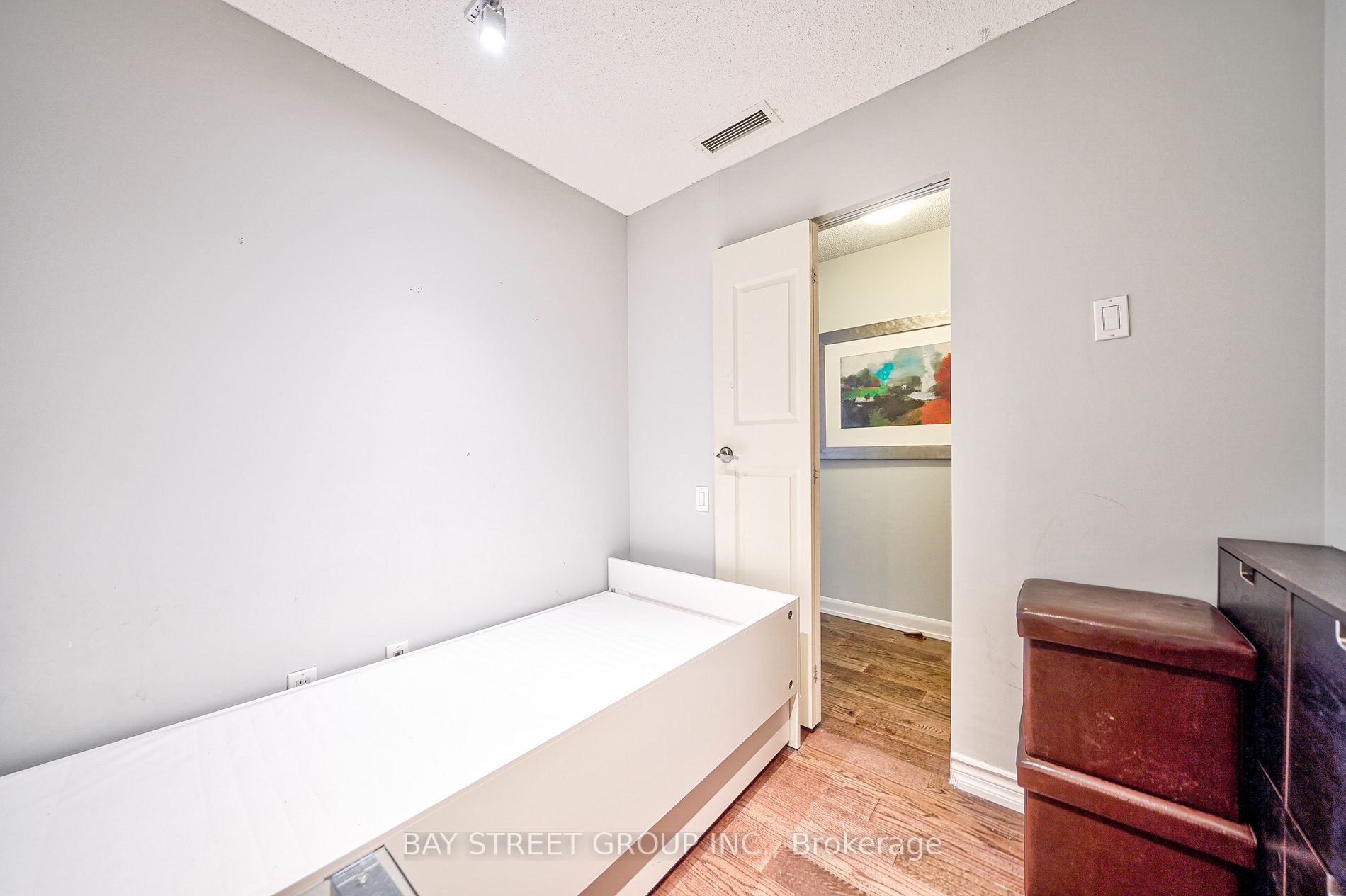 33 Sheppard Ave E, #2102
