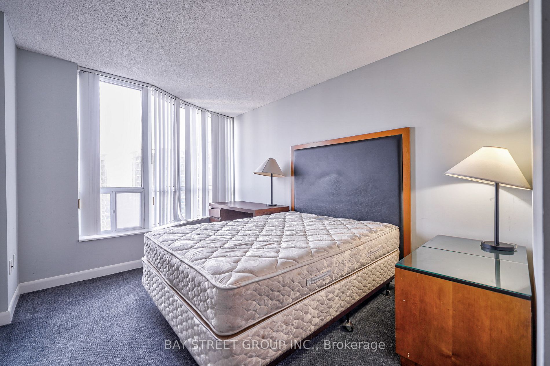 33 Sheppard Ave E, #2102
