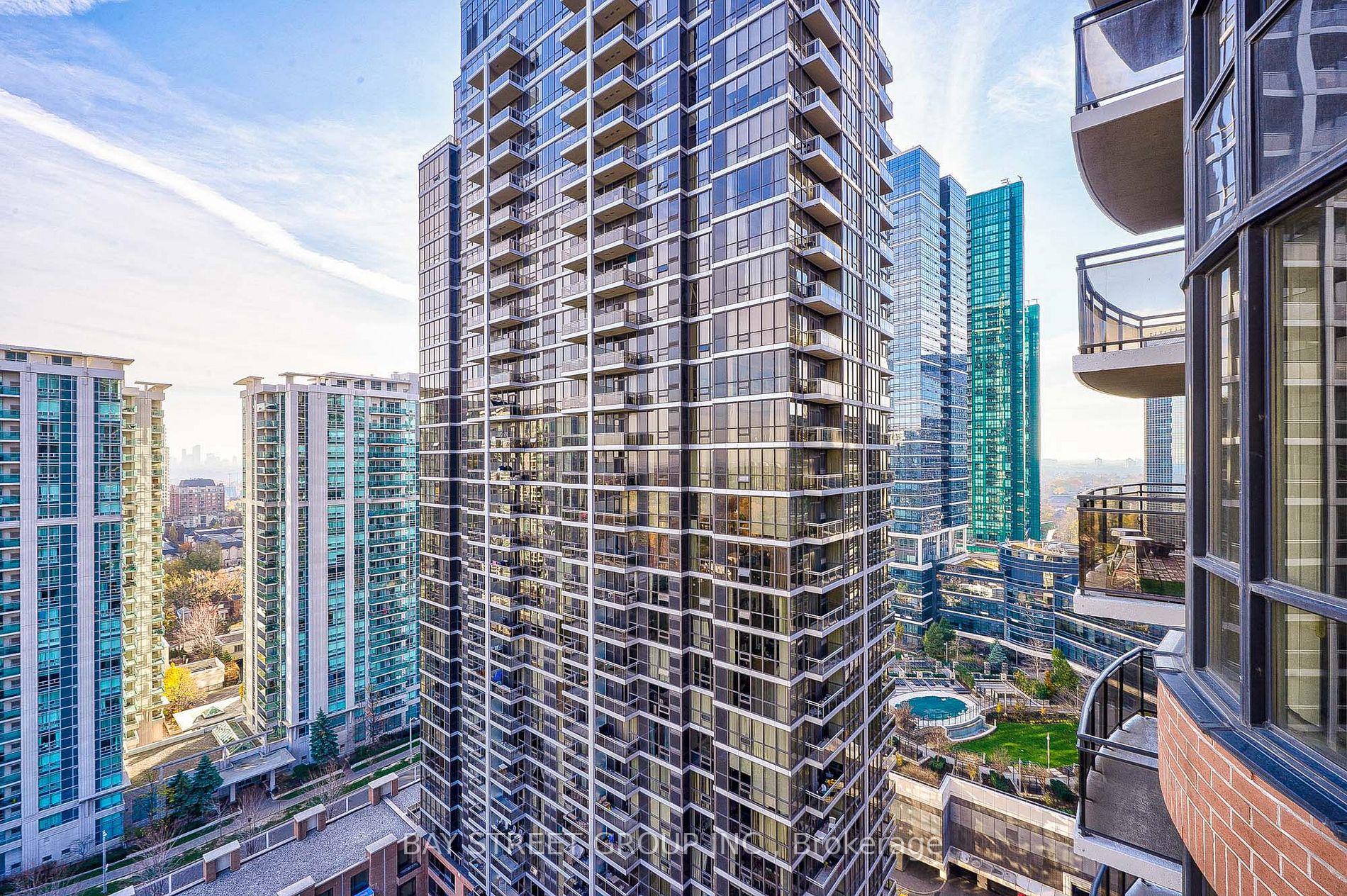 33 Sheppard Ave E, #2102