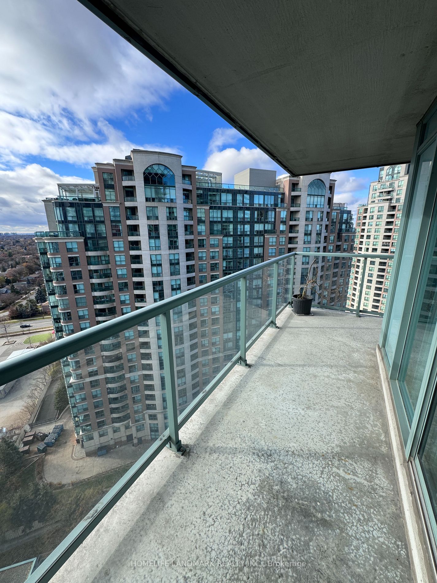 5500 Yonge St, #1908
