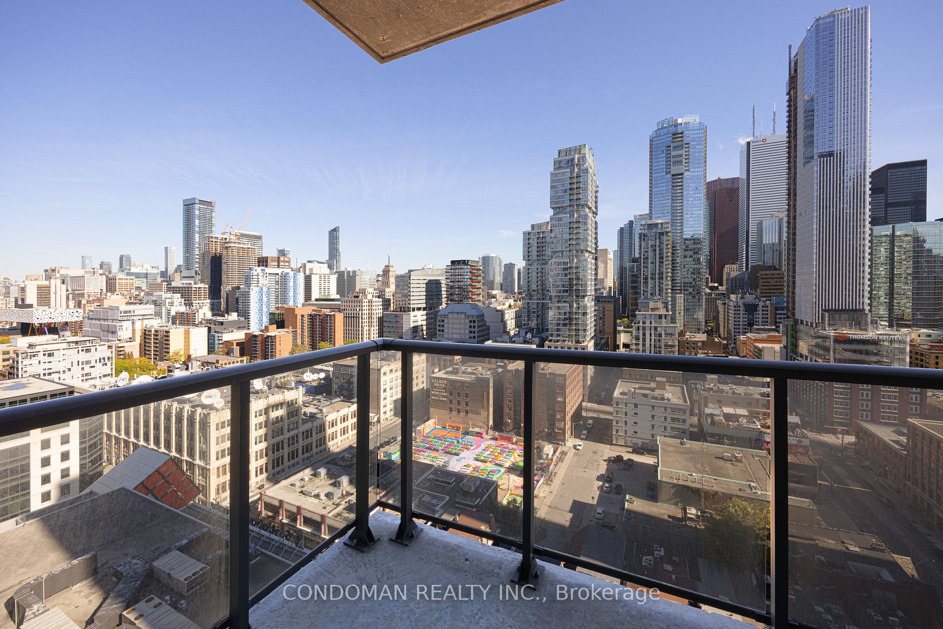 290 Adelaide St W, #1905