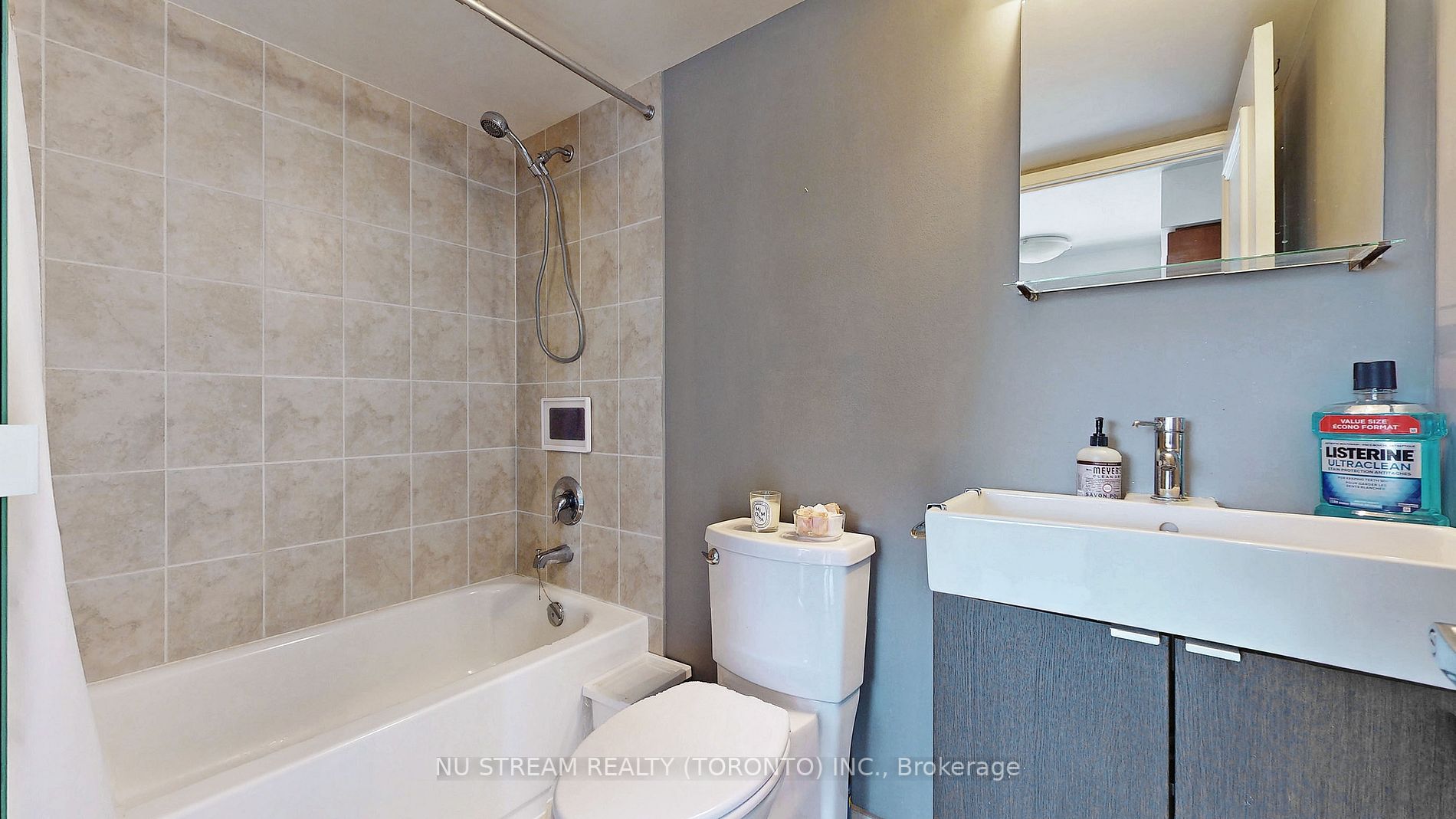 60 St Clair Ave W, #901