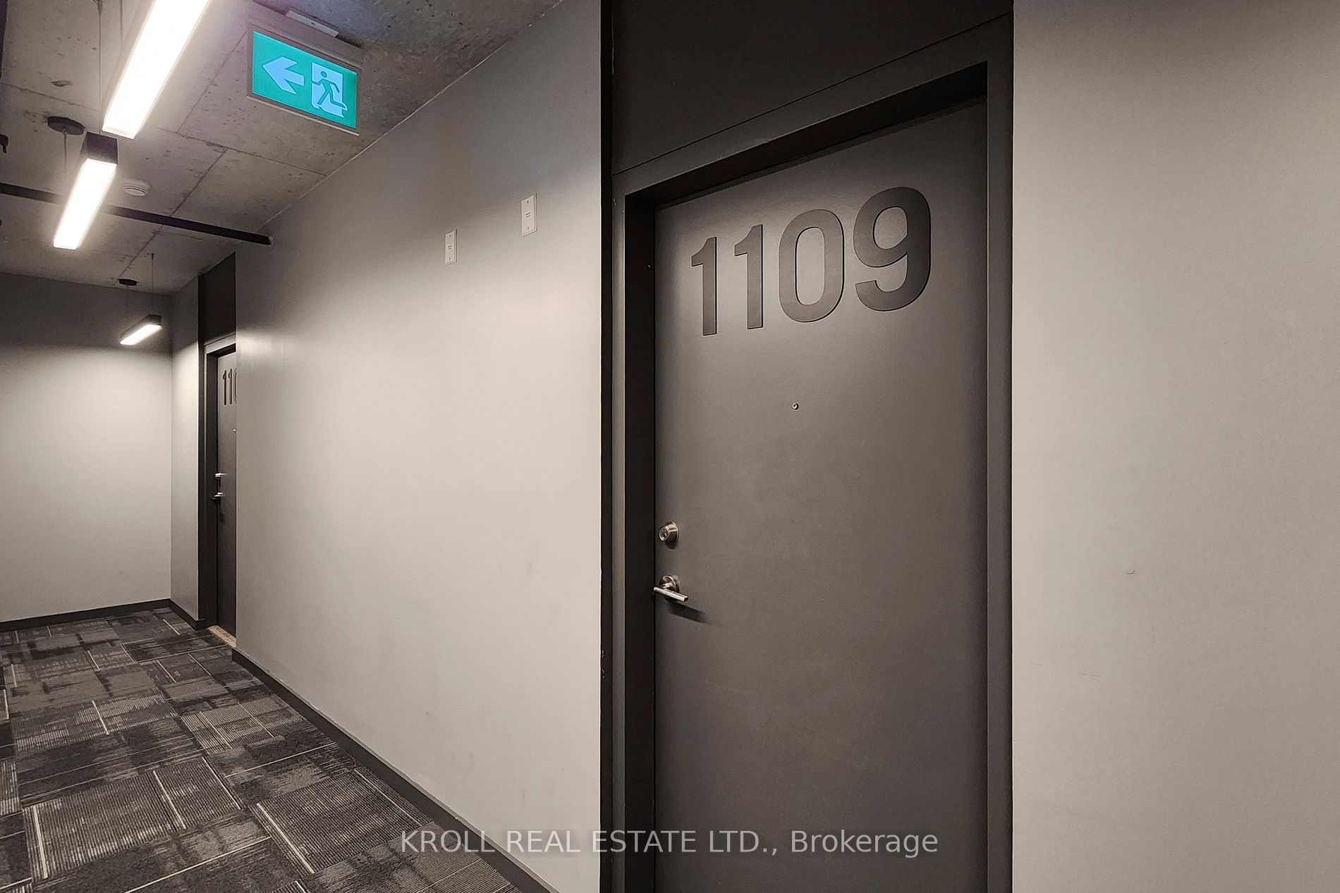 21 Lawren Harris Sq, #1109