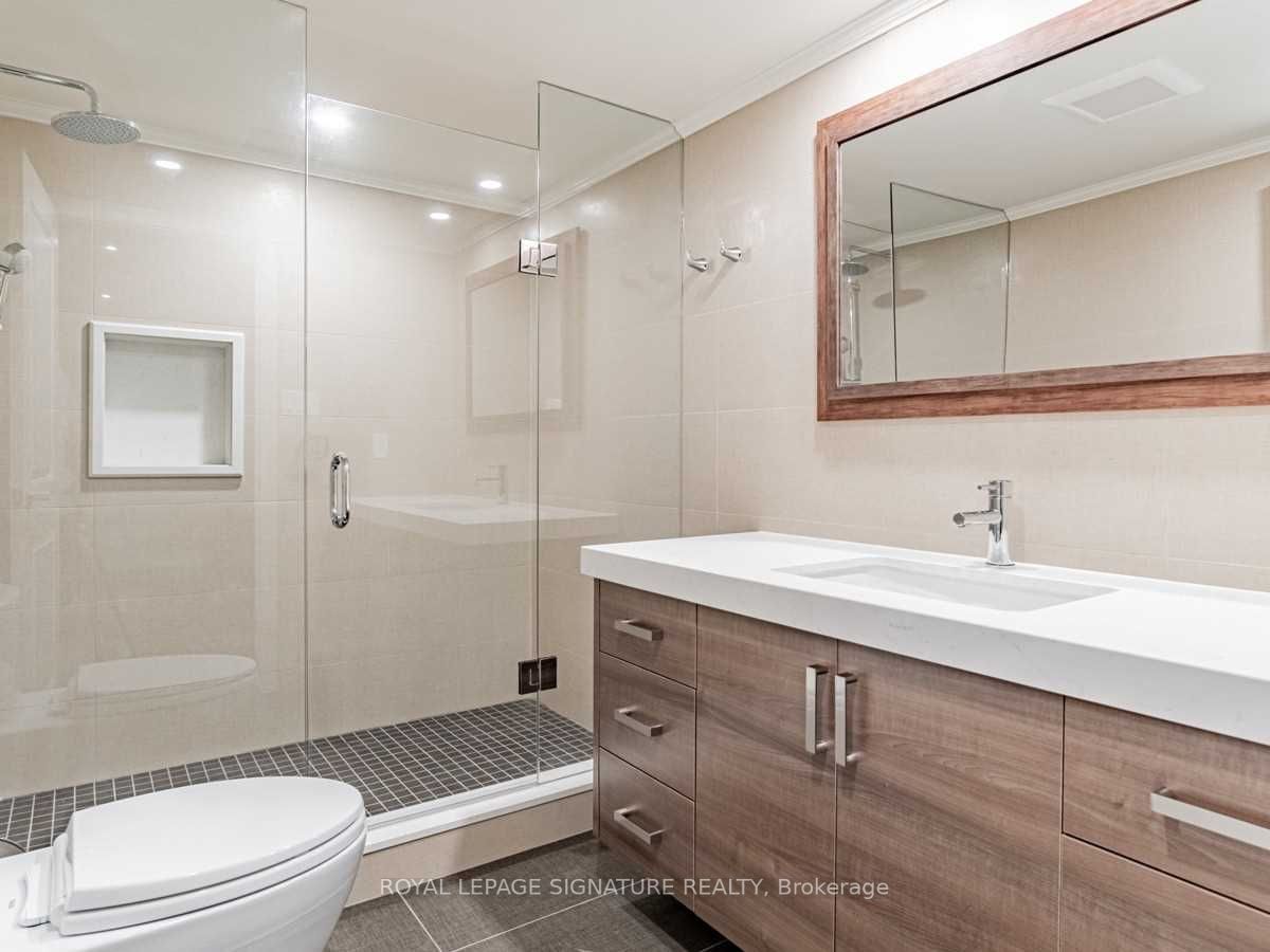 7 Blaine Dr
