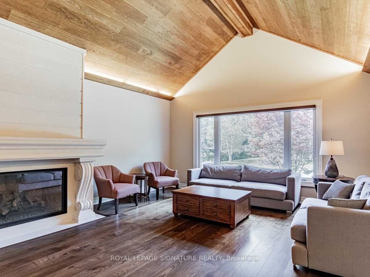7 Blaine Dr