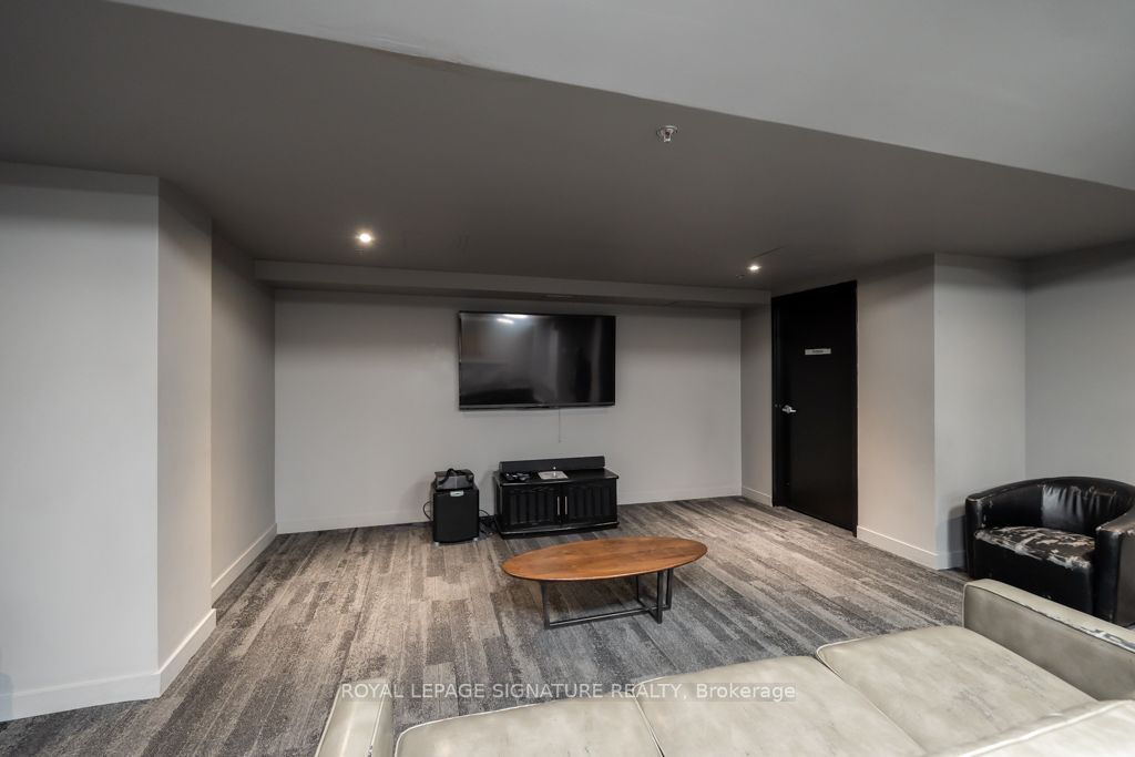 38 Joe Shuster Way, #1909