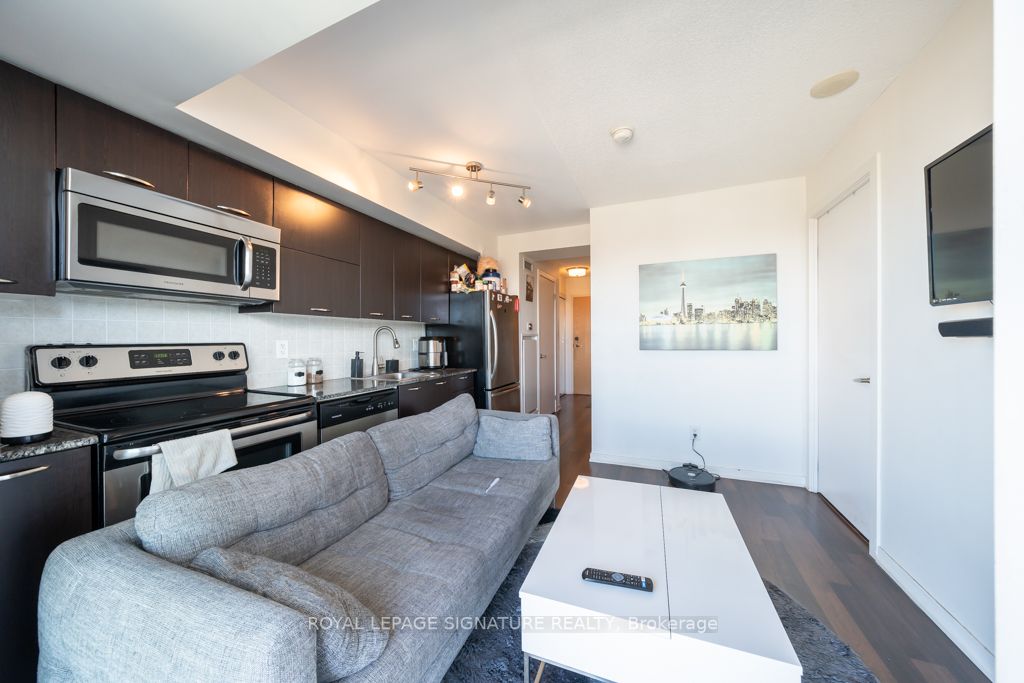 38 Joe Shuster Way, #1909