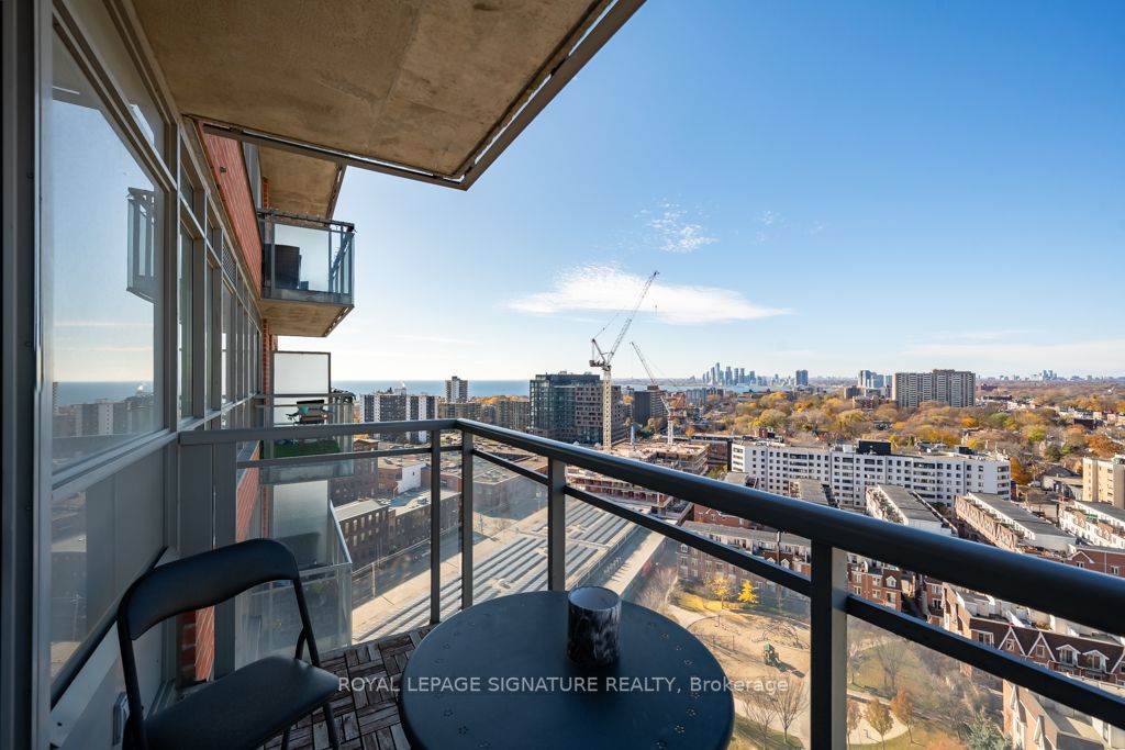 38 Joe Shuster Way, #1909