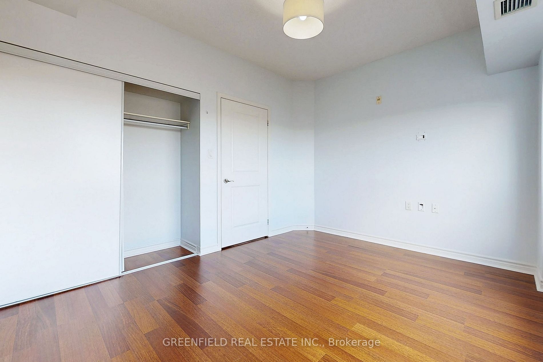 920 Sheppard Ave W, #803