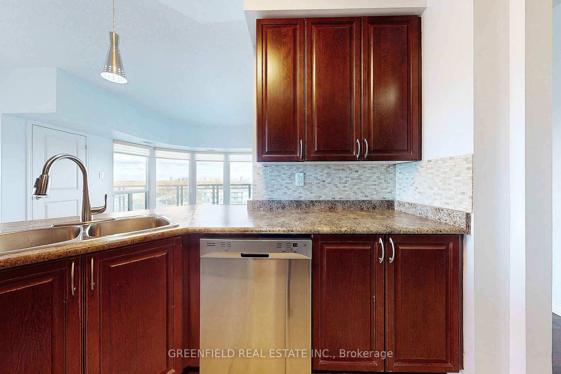 920 Sheppard Ave W, #803