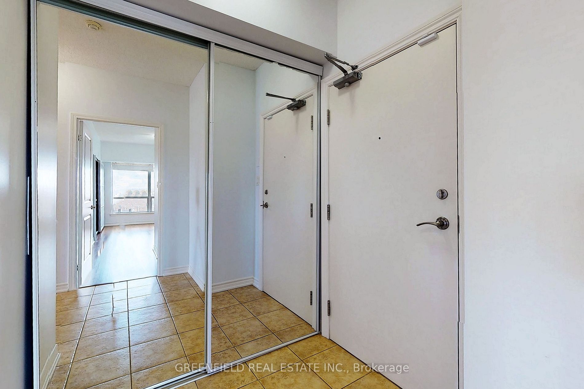 920 Sheppard Ave W, #803