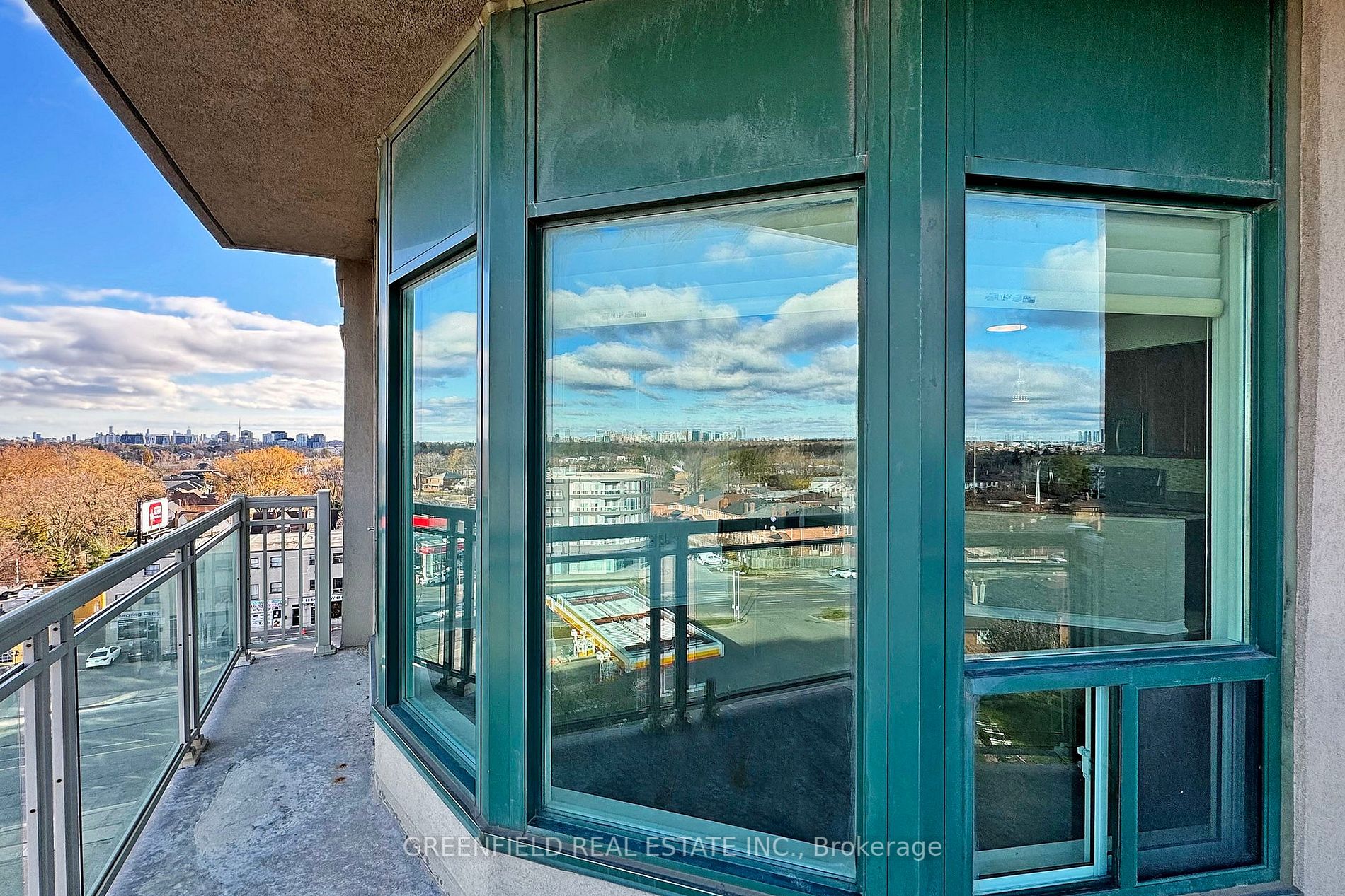 920 Sheppard Ave W, #803