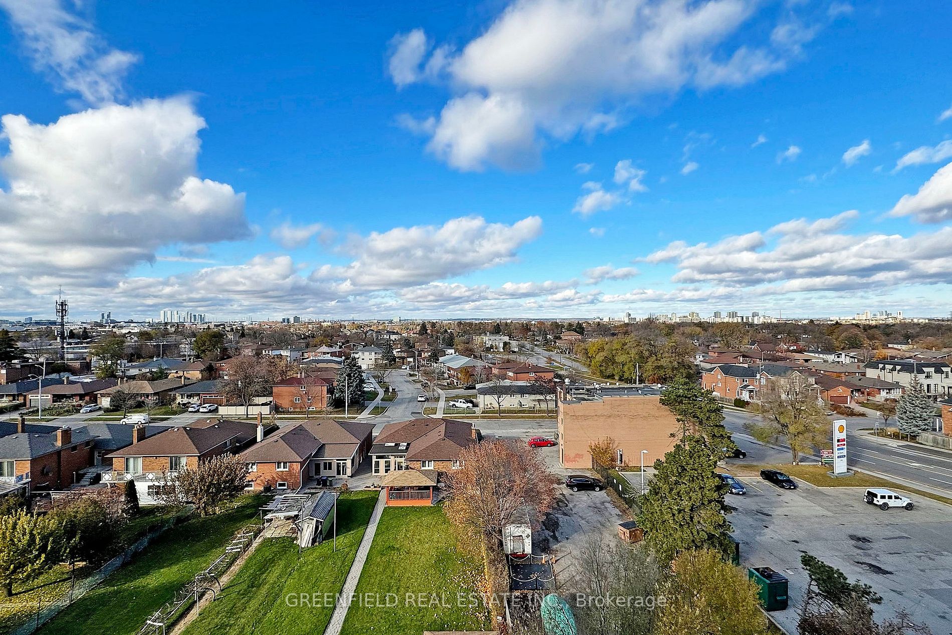 920 Sheppard Ave W, #803