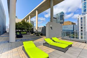 770 Bay St, #Ph-506