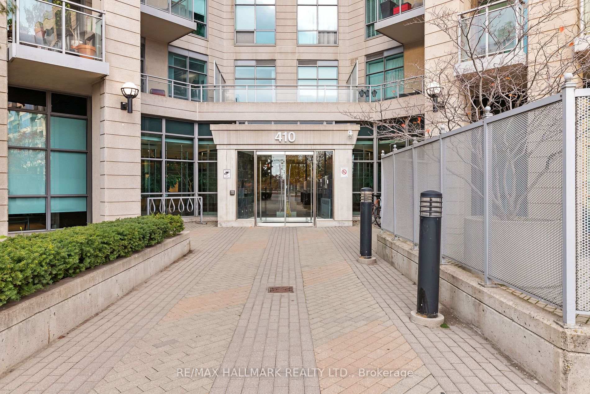 410 Queens Quay W, #505