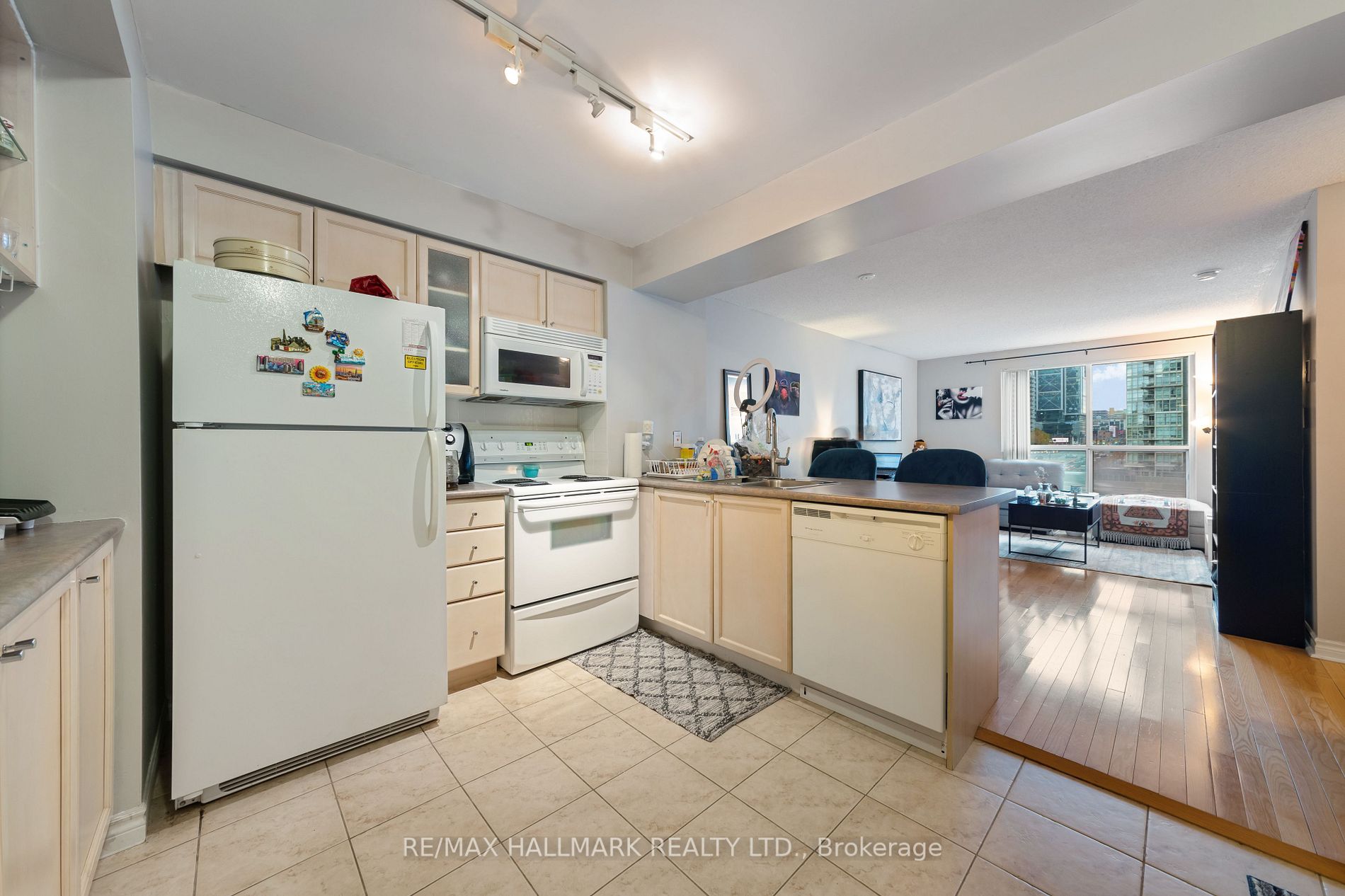 410 Queens Quay W, #505