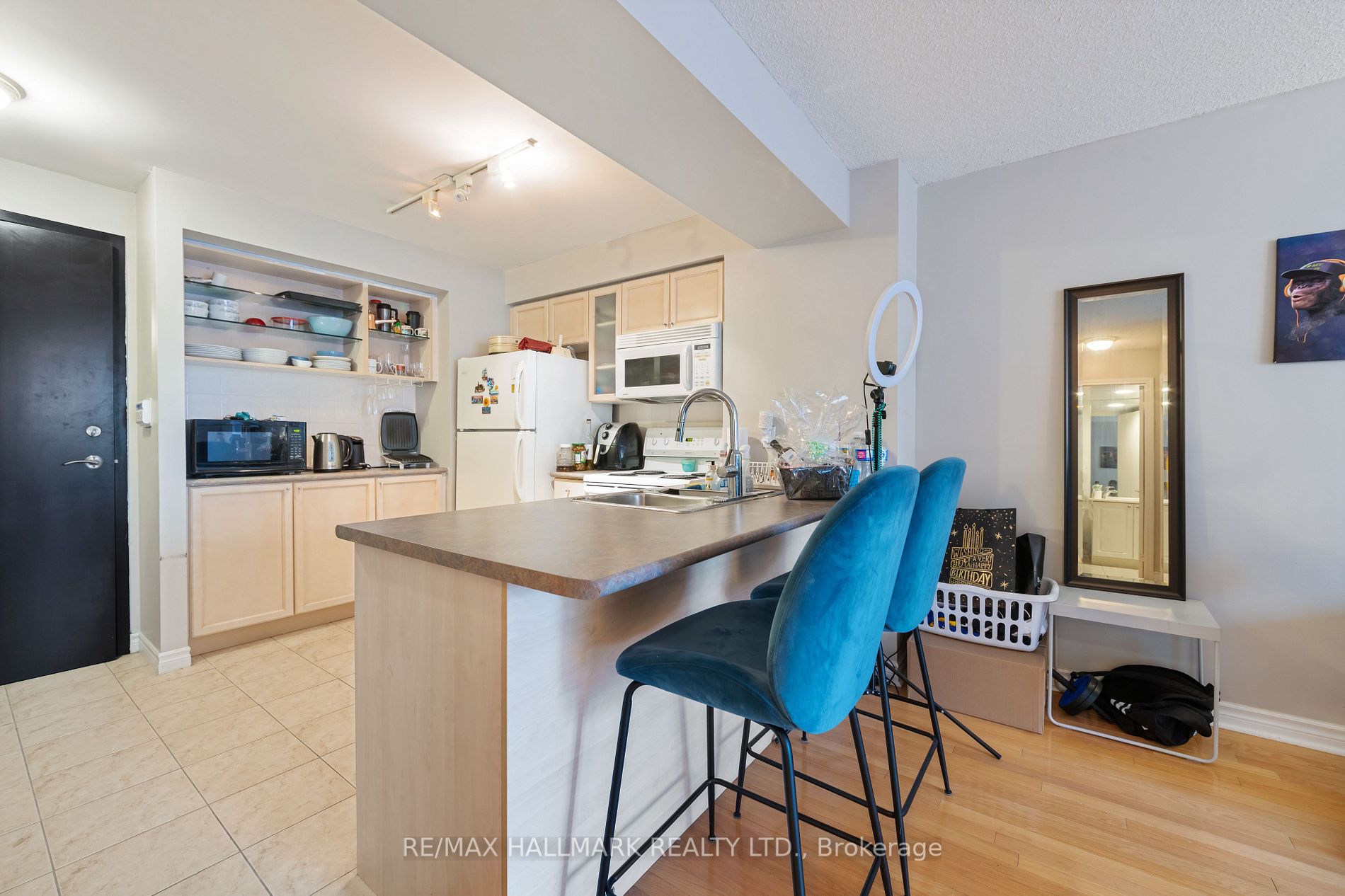 410 Queens Quay W, #505