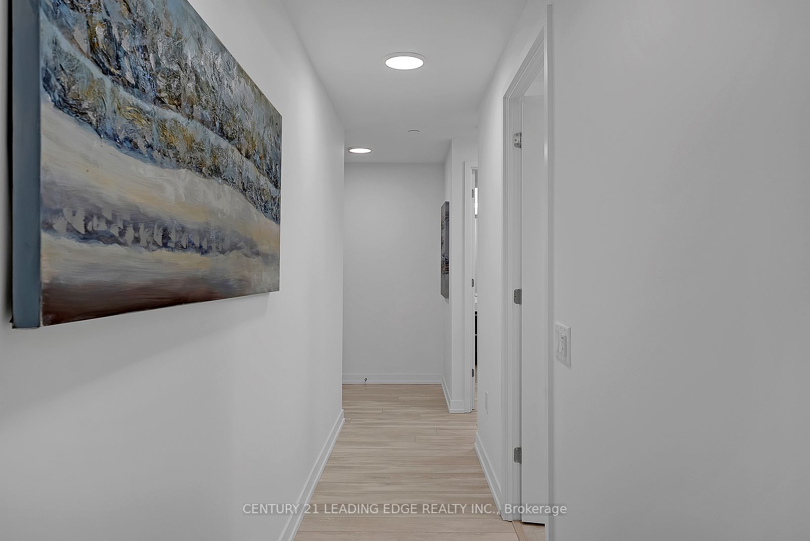 39 Roehampton Ave, #4109